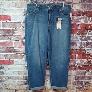 Gloria Vanderbilt "Boyfriend" Jeans